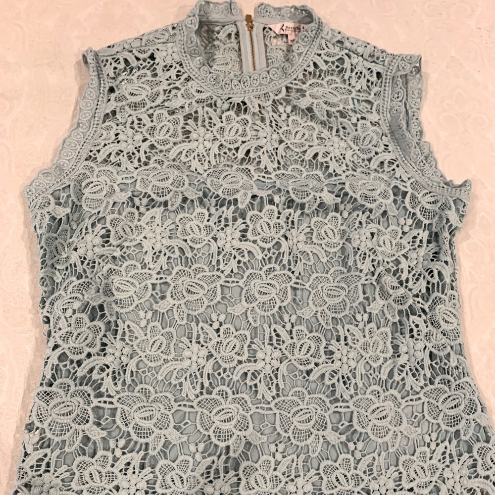 Beautiful lace top 🥰